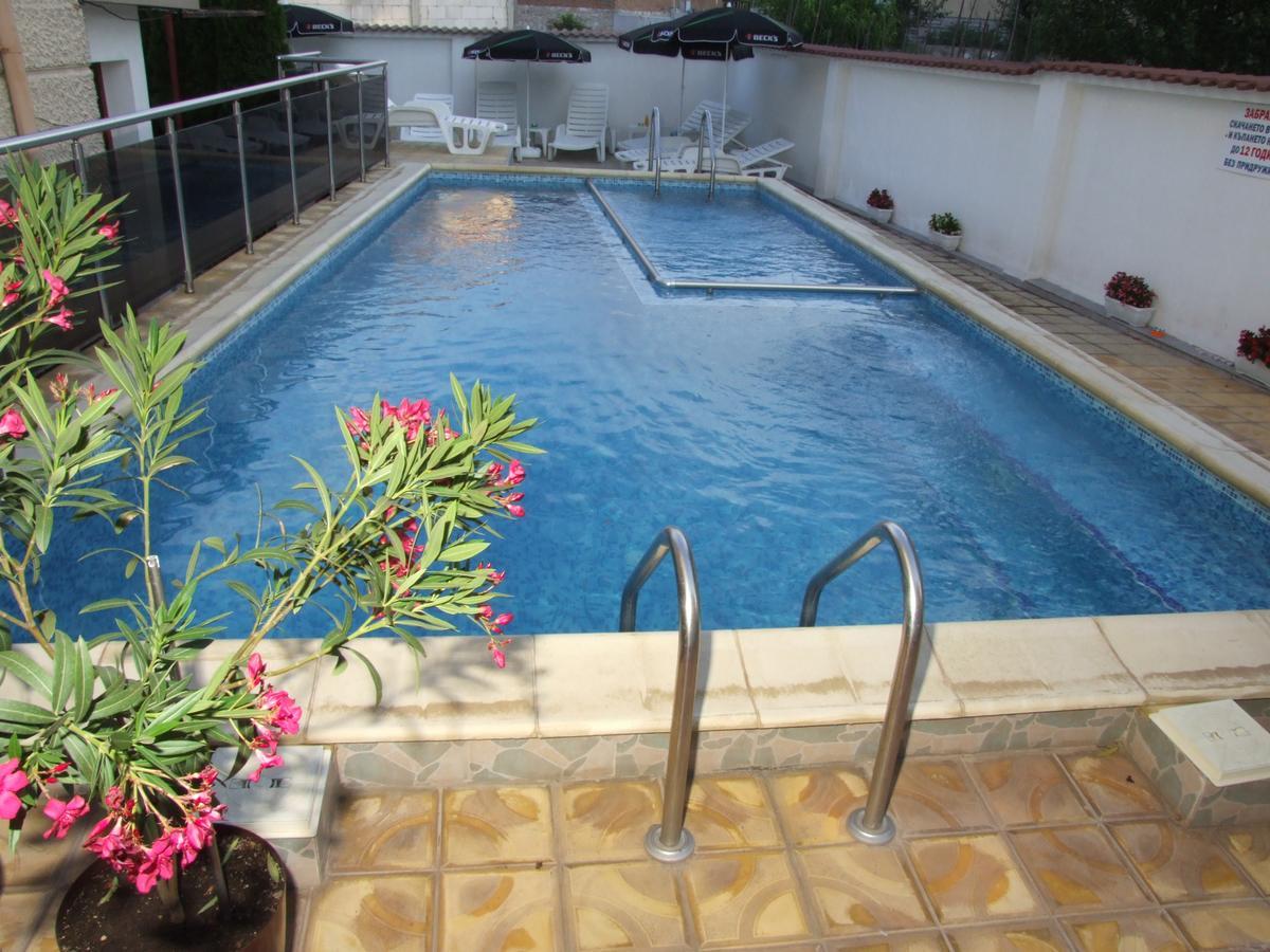 Family Hotel Dalia Velingrad Exterior photo